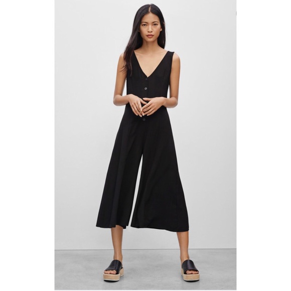 Aritzia Pants - Aritzia Talula Ovington Jumpsuit